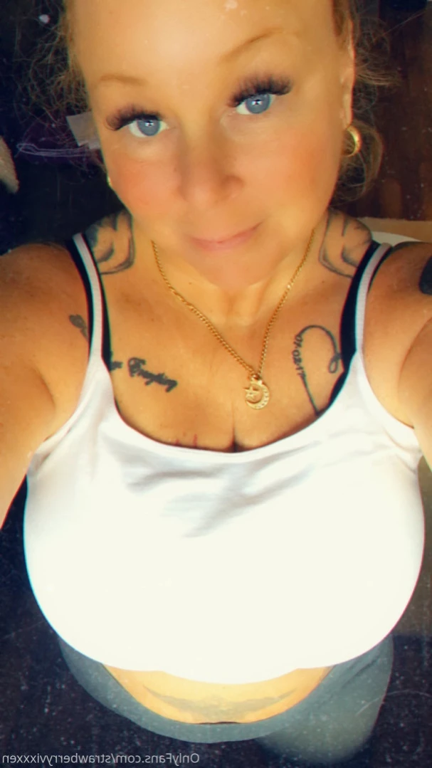 strawberryvixxxen Onlyfans leaked photo 14988605 on Hotleaks.tv