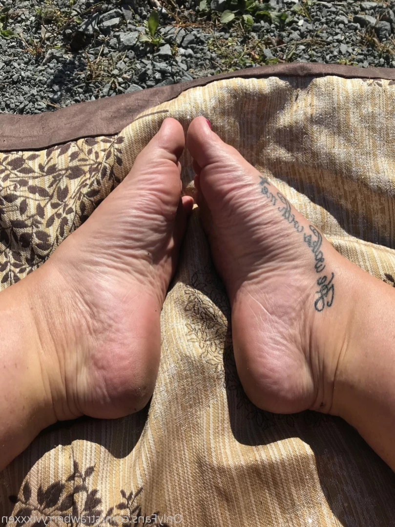 strawberryvixxxen Onlyfans leaked photo 15038865 on Hotleaks.tv