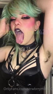 7957517