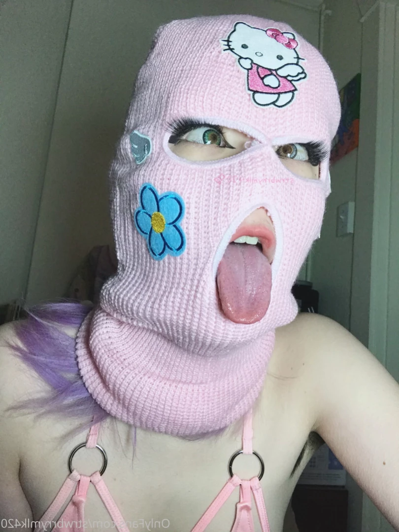 Veronika Strawberry [ strwbrrymlk420 ] Onlyfans leaked photo 11470181 on Hotleaks.tv