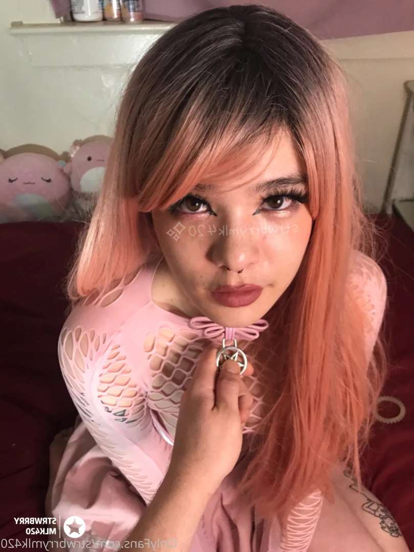 Veronika Strawberry [ strwbrrymlk420 ] Onlyfans leaked photo 12648367 on Hotleaks.tv