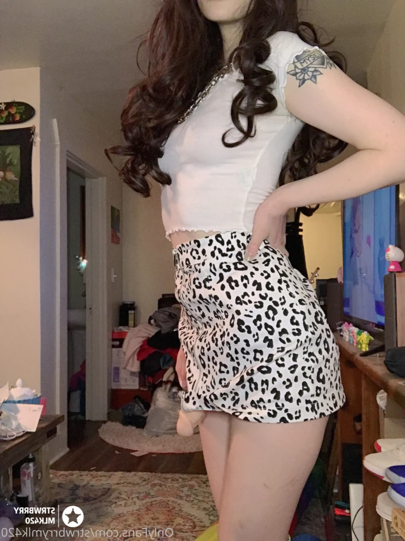 Veronika Strawberry [ strwbrrymlk420 ] Onlyfans leaked photo 12648387 on Hotleaks.tv
