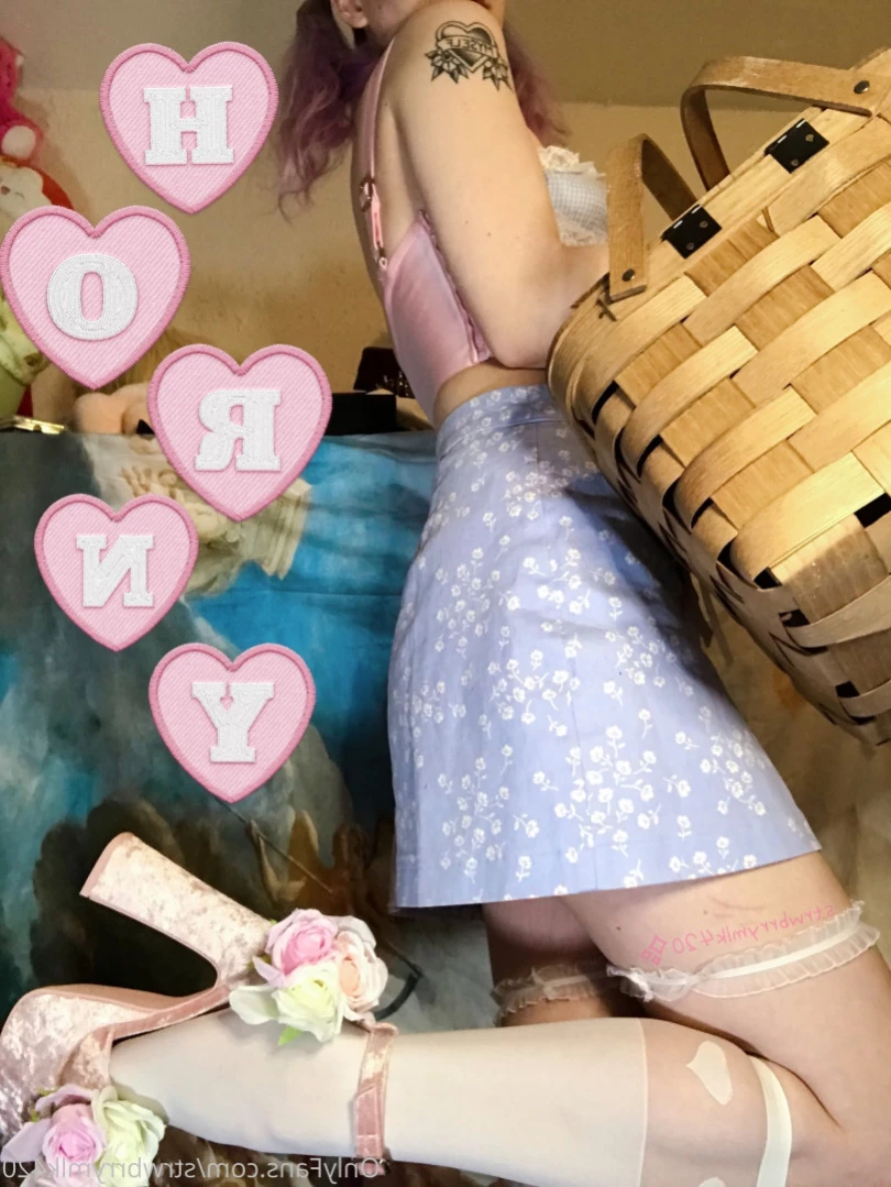 Veronika Strawberry [ strwbrrymlk420 ] Onlyfans leaked photo 12649227 on Hotleaks.tv