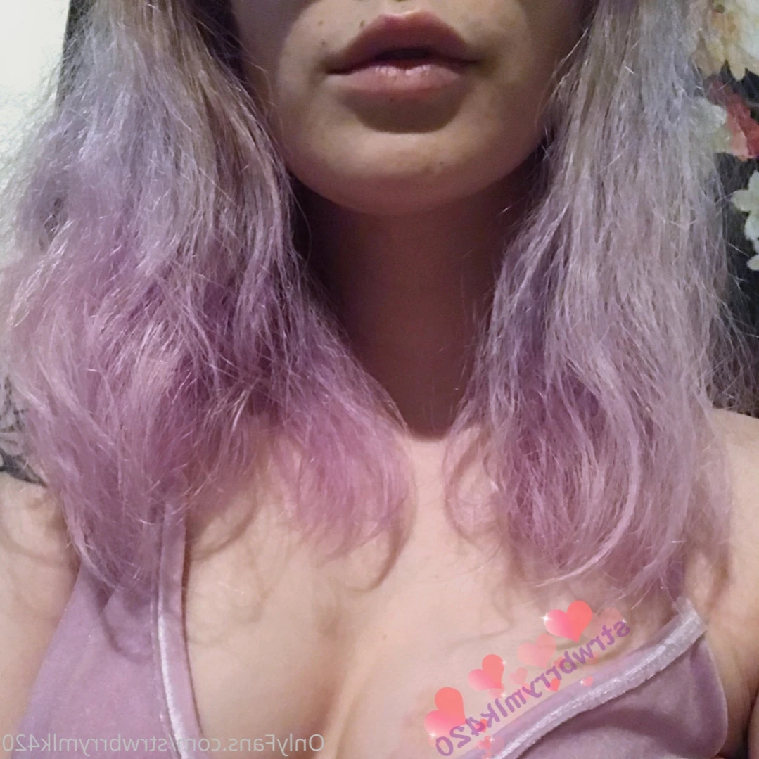Veronika Strawberry [ strwbrrymlk420 ] Onlyfans leaked photo 12649880 on Hotleaks.tv