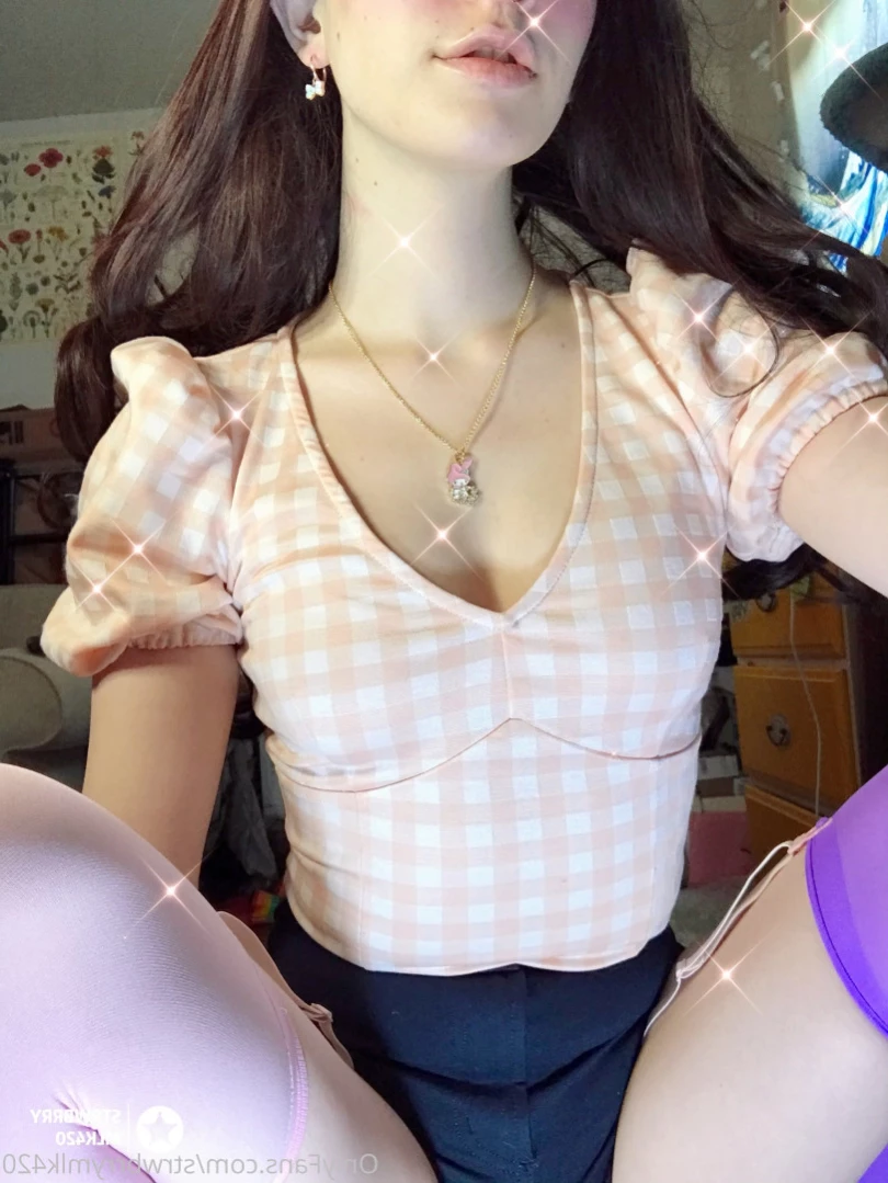 Veronika Strawberry [ strwbrrymlk420 ] Onlyfans leaked photo 13018078 on Hotleaks.tv