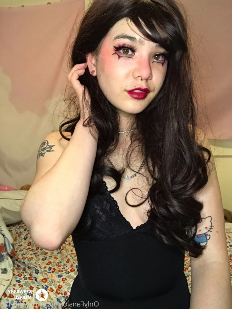 Veronika Strawberry [ strwbrrymlk420 ] Onlyfans leaked photo 13386866 on Hotleaks.tv