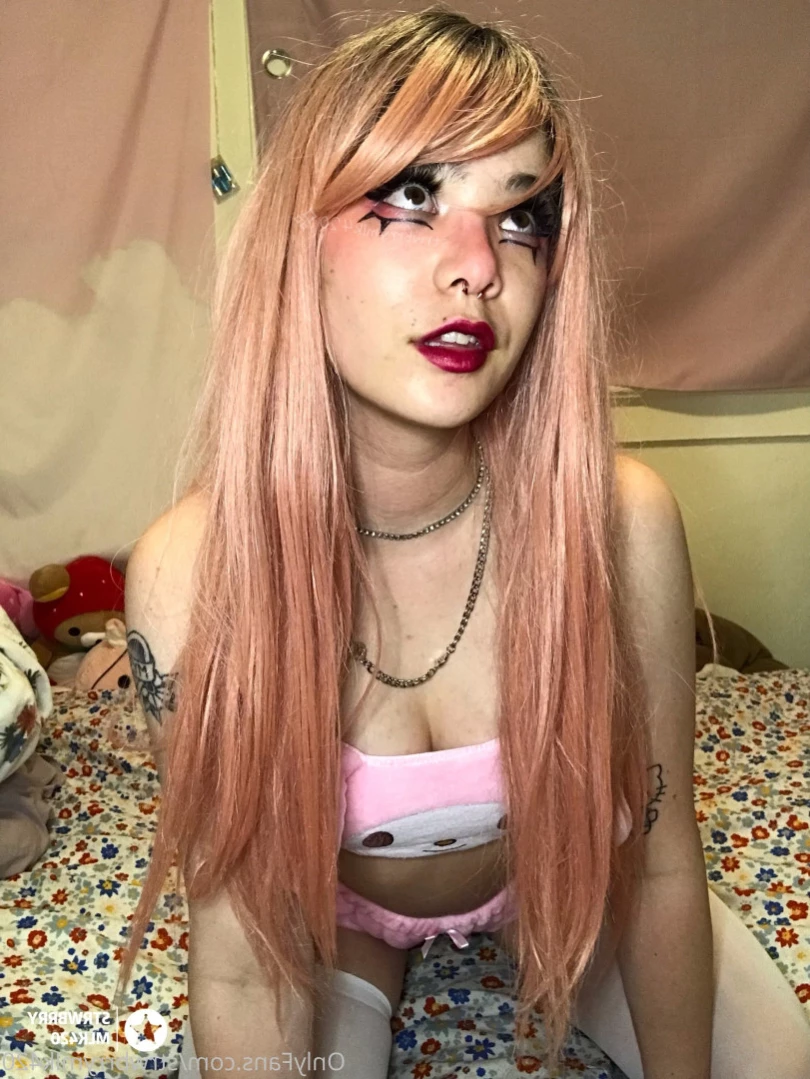 Veronika Strawberry [ strwbrrymlk420 ] Onlyfans leaked photo 14301324 on Hotleaks.tv