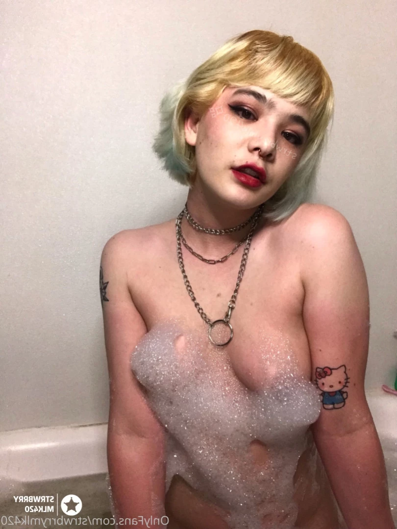 Veronika Strawberry [ strwbrrymlk420 ] Onlyfans leaked photo 15190884 on Hotleaks.tv