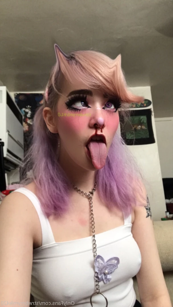 Veronika Strawberry [ strwbrrymlk420 ] Onlyfans leaked photo 15618019 on Hotleaks.tv