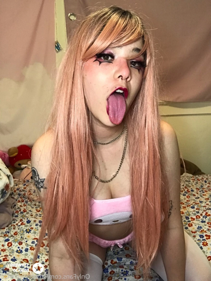 Veronika Strawberry [ strwbrrymlk420 ] Onlyfans leaked photo 15770217 on Hotleaks.tv