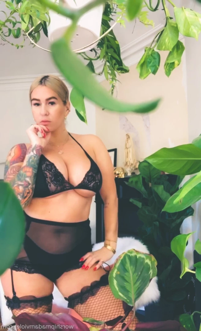 Madam Violet [ surrendersubmit ] Onlyfans leaked photo 11021347 on Hotleaks.tv