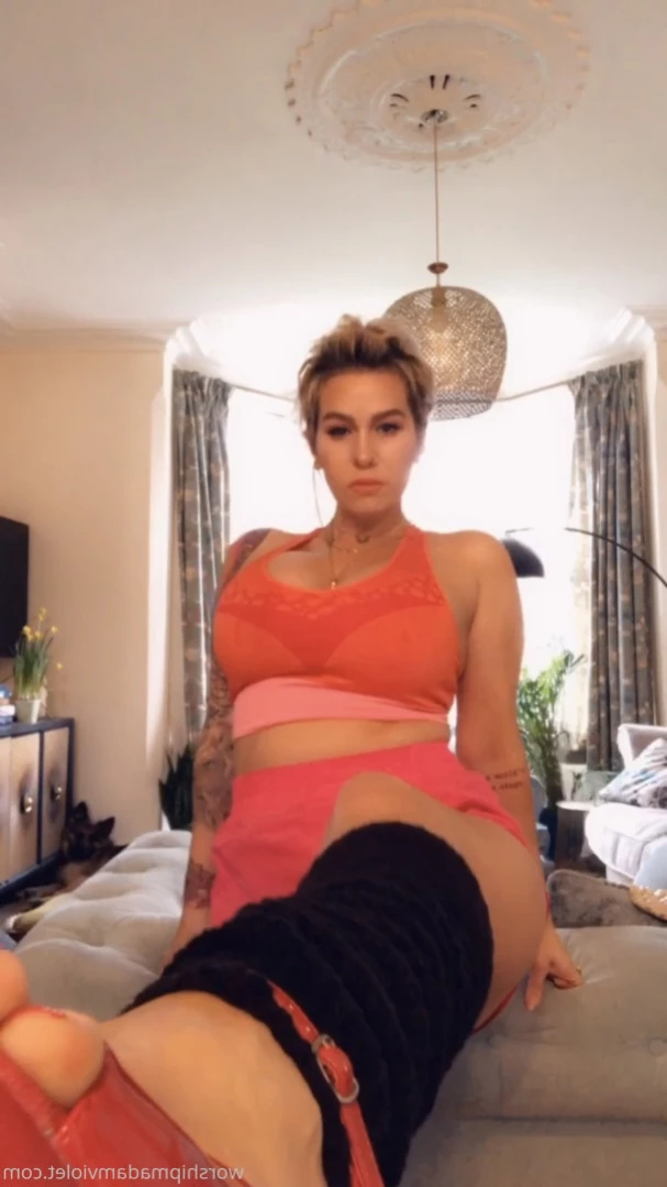 Madam Violet [ surrendersubmit ] Onlyfans leaked photo 11389618 on Hotleaks.tv