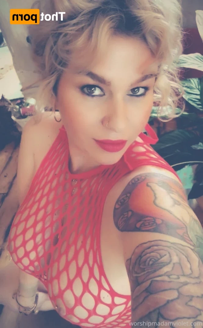 Madam Violet [ surrendersubmit ] Onlyfans leaked photo 11469669 on Hotleaks.tv