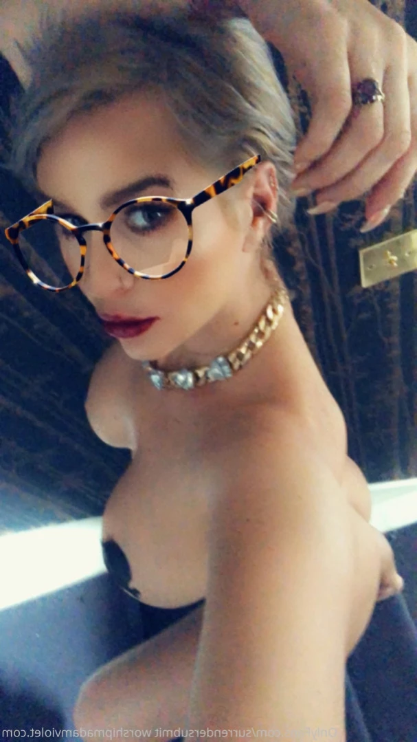 Madam Violet [ surrendersubmit ] Onlyfans leaked photo 11580690 on Hotleaks.tv