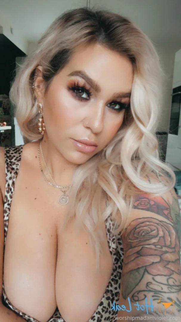 Madam Violet [ surrendersubmit ] Onlyfans leaked photo 11607799 on Hotleaks.tv