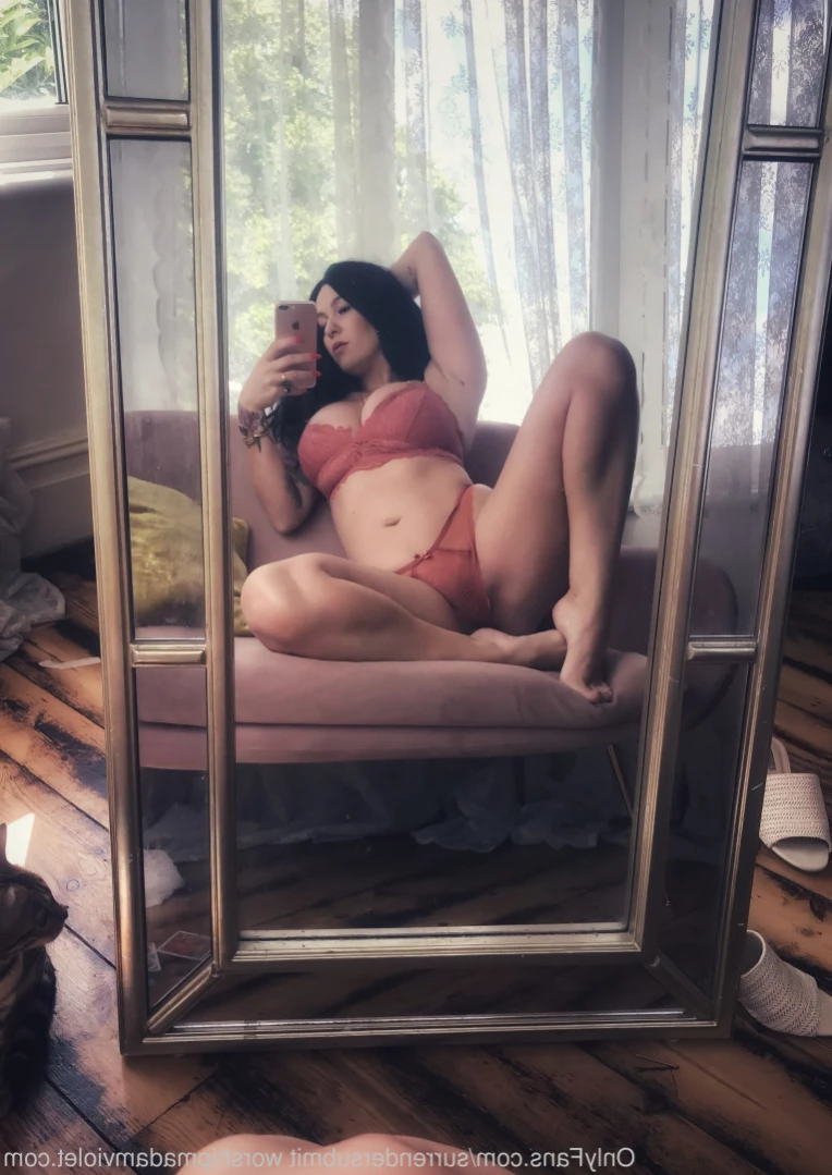 Madam Violet [ surrendersubmit ] Onlyfans leaked photo 11629946 on Hotleaks.tv