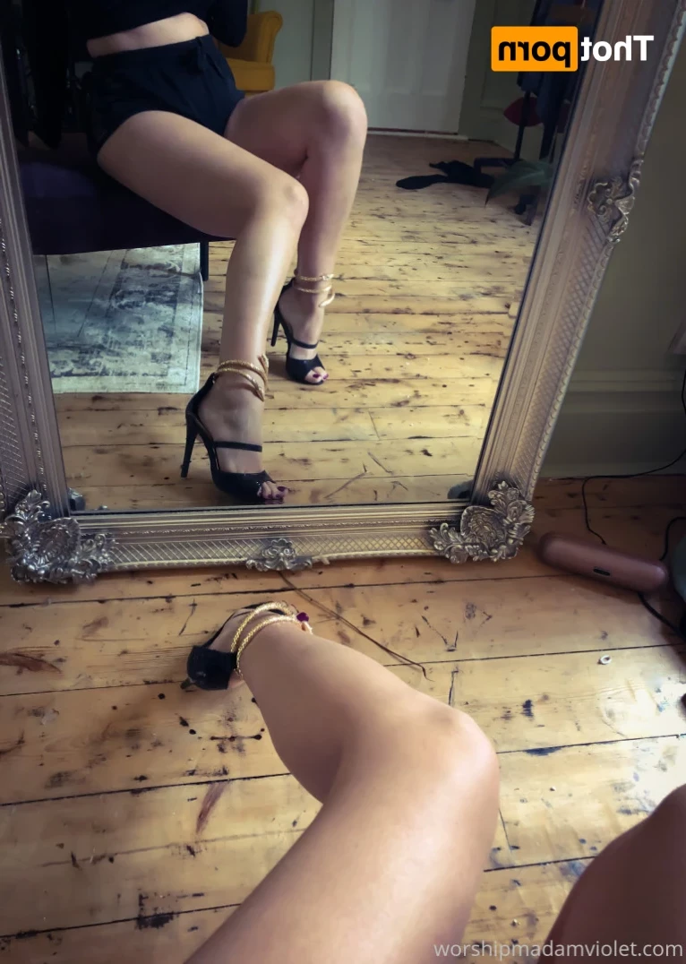 Madam Violet [ surrendersubmit ] Onlyfans leaked photo 11633767 on Hotleaks.tv