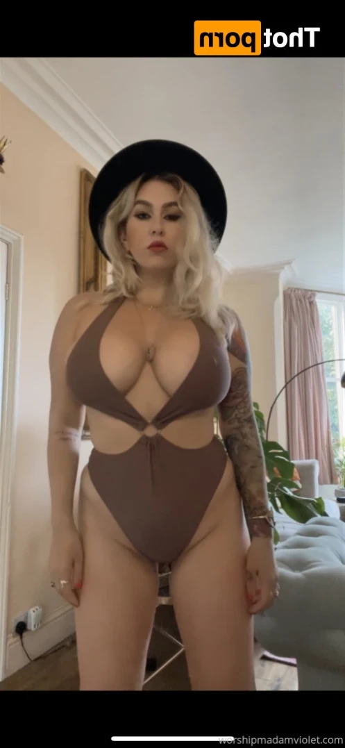 Madam Violet [ surrendersubmit ] Onlyfans leaked photo 11890929 on Hotleaks.tv