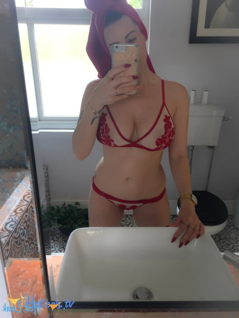 Madam Violet [ surrendersubmit ] Onlyfans leaked photo 12022936 on Hotleaks.tv