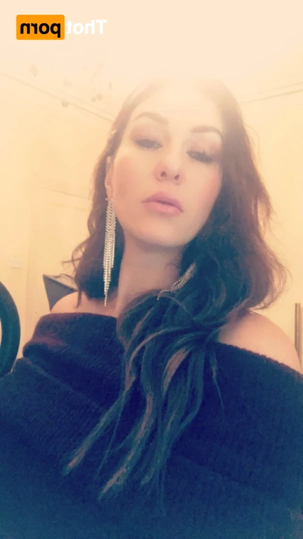 Madam Violet [ surrendersubmit ] Onlyfans leaked photo 12033078 on Hotleaks.tv