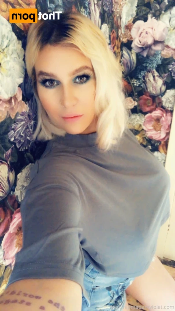 Madam Violet [ surrendersubmit ] Onlyfans leaked photo 12113365 on Hotleaks.tv