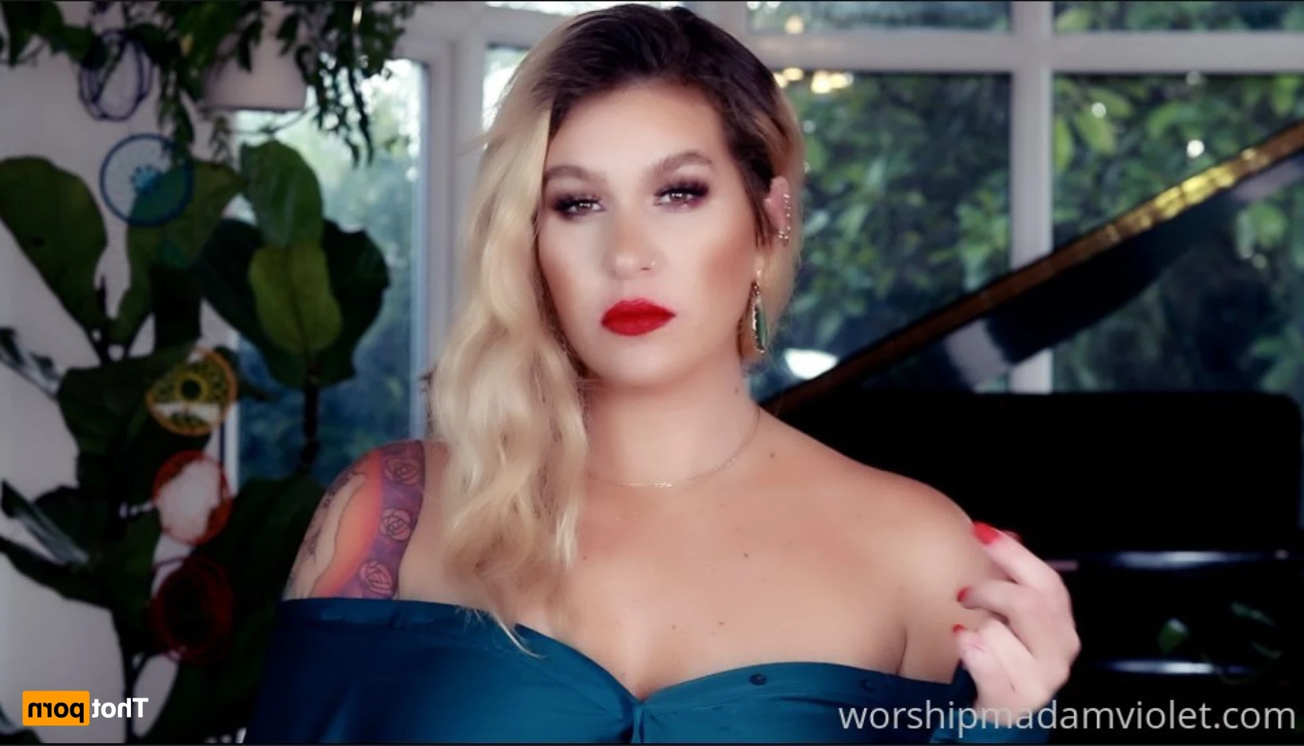 Madam Violet [ surrendersubmit ] Onlyfans leaked photo 12122702 on Hotleaks.tv