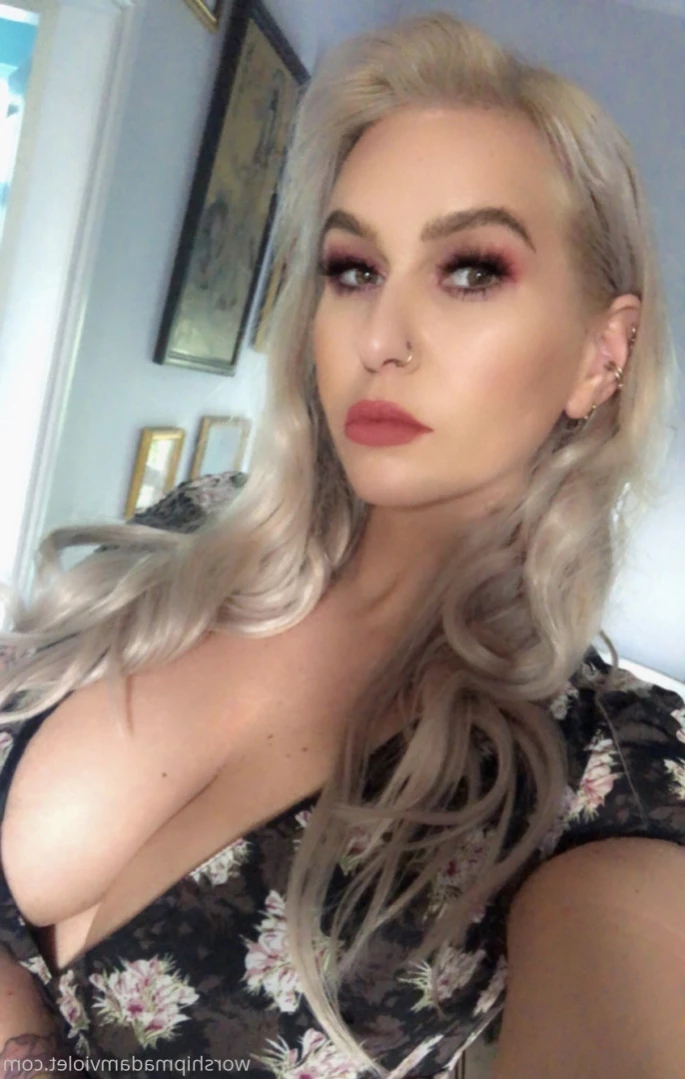 Madam Violet [ surrendersubmit ] Onlyfans leaked photo 12219431 on Hotleaks.tv
