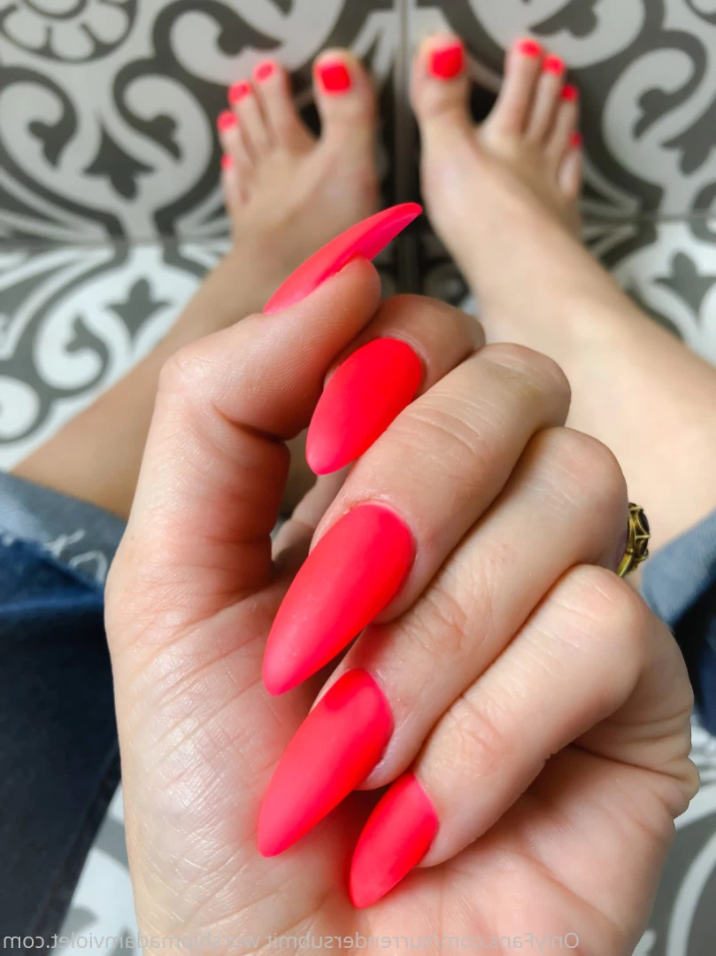 Madam Violet [ surrendersubmit ] Onlyfans leaked photo 12411601 on Hotleaks.tv