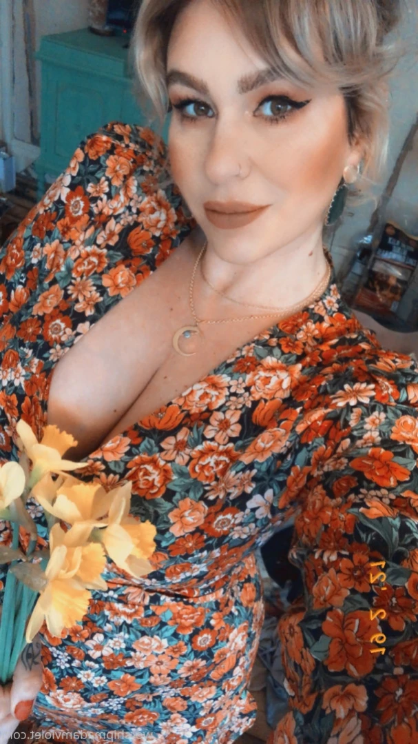 Madam Violet [ surrendersubmit ] Onlyfans leaked photo 12527358 on Hotleaks.tv