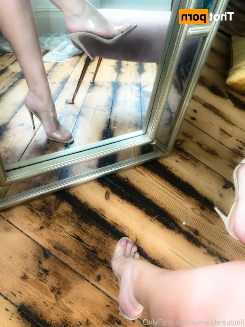 Madam Violet [ surrendersubmit ] Onlyfans leaked photo 12562293 on Hotleaks.tv