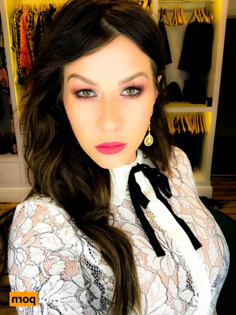 Madam Violet [ surrendersubmit ] Onlyfans leaked photo 12665502 on Hotleaks.tv