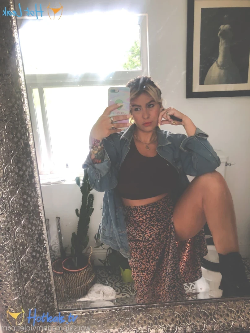 Madam Violet [ surrendersubmit ] Onlyfans leaked photo 12931706 on Hotleaks.tv