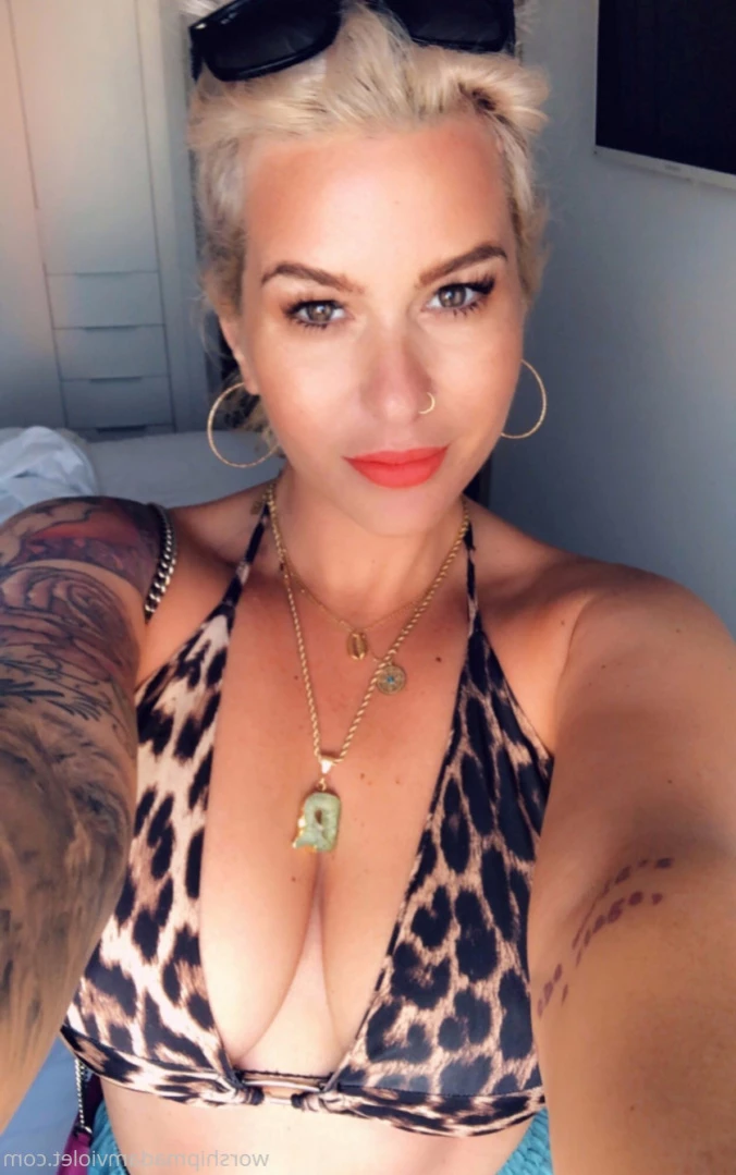 Madam Violet [ surrendersubmit ] Onlyfans leaked photo 12935298 on Hotleaks.tv