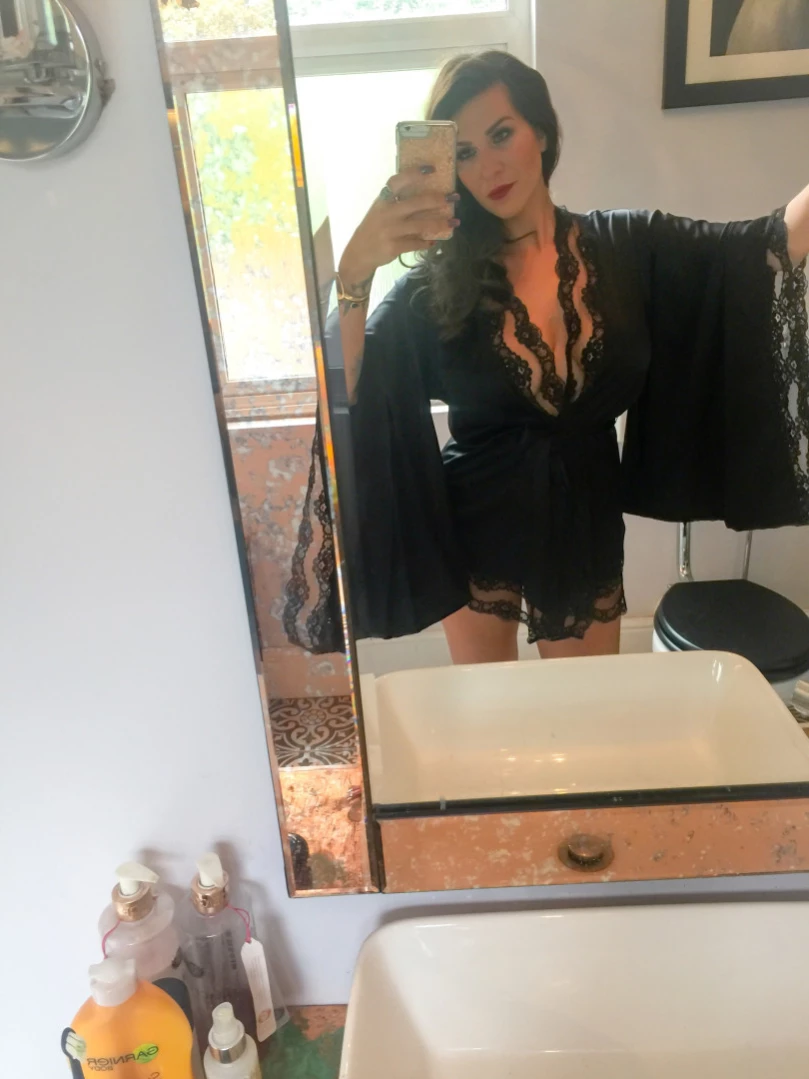 Madam Violet [ surrendersubmit ] Onlyfans leaked photo 12941379 on Hotleaks.tv