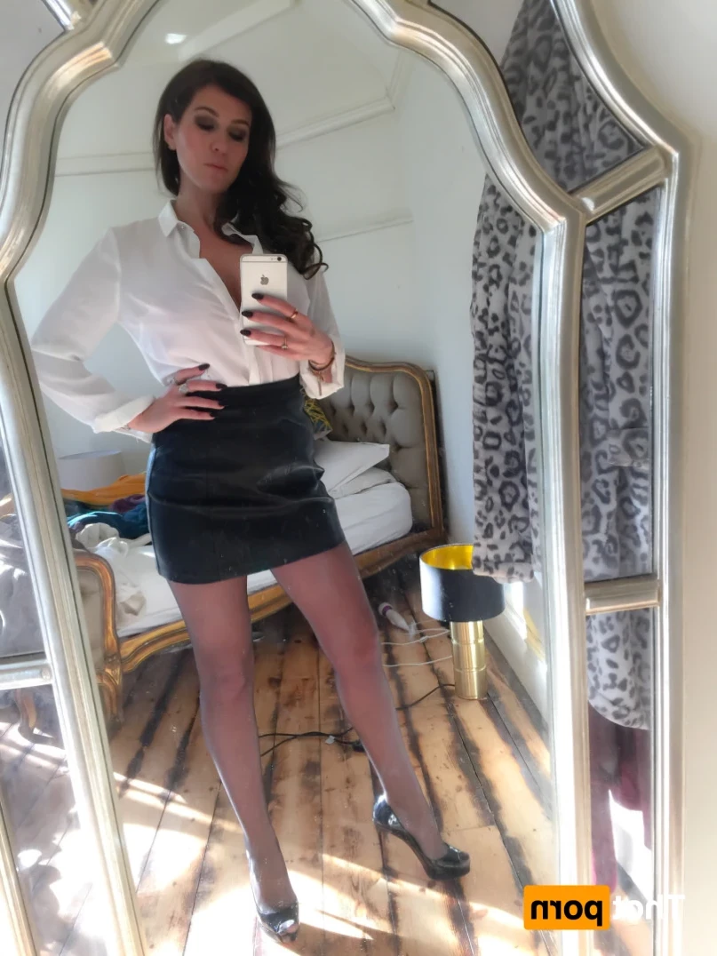 Madam Violet [ surrendersubmit ] Onlyfans leaked photo 13077134 on Hotleaks.tv