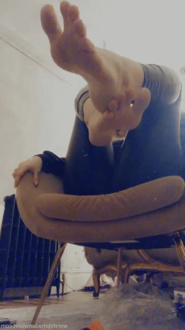Madam Violet [ surrendersubmit ] Onlyfans leaked photo 13183104 on Hotleaks.tv