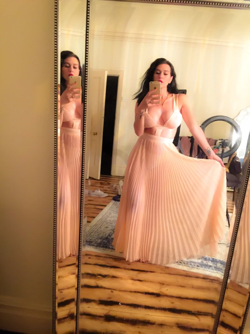 Madam Violet [ surrendersubmit ] Onlyfans leaked photo 13392224 on Hotleaks.tv