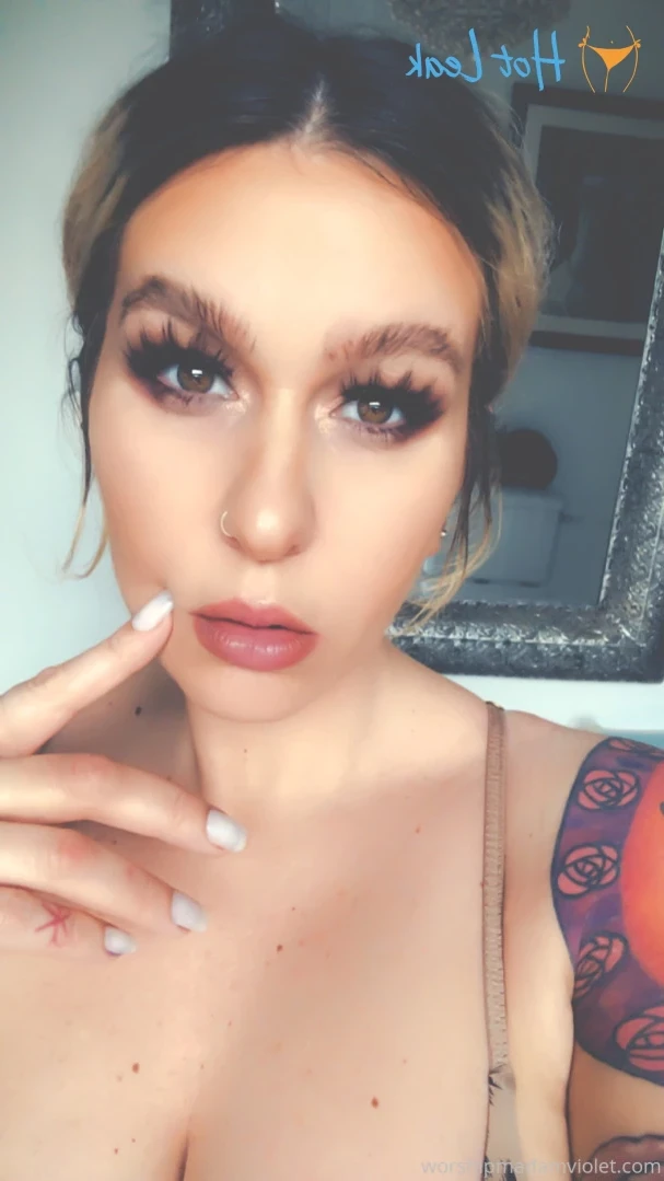 Madam Violet [ surrendersubmit ] Onlyfans leaked photo 14224216 on Hotleaks.tv