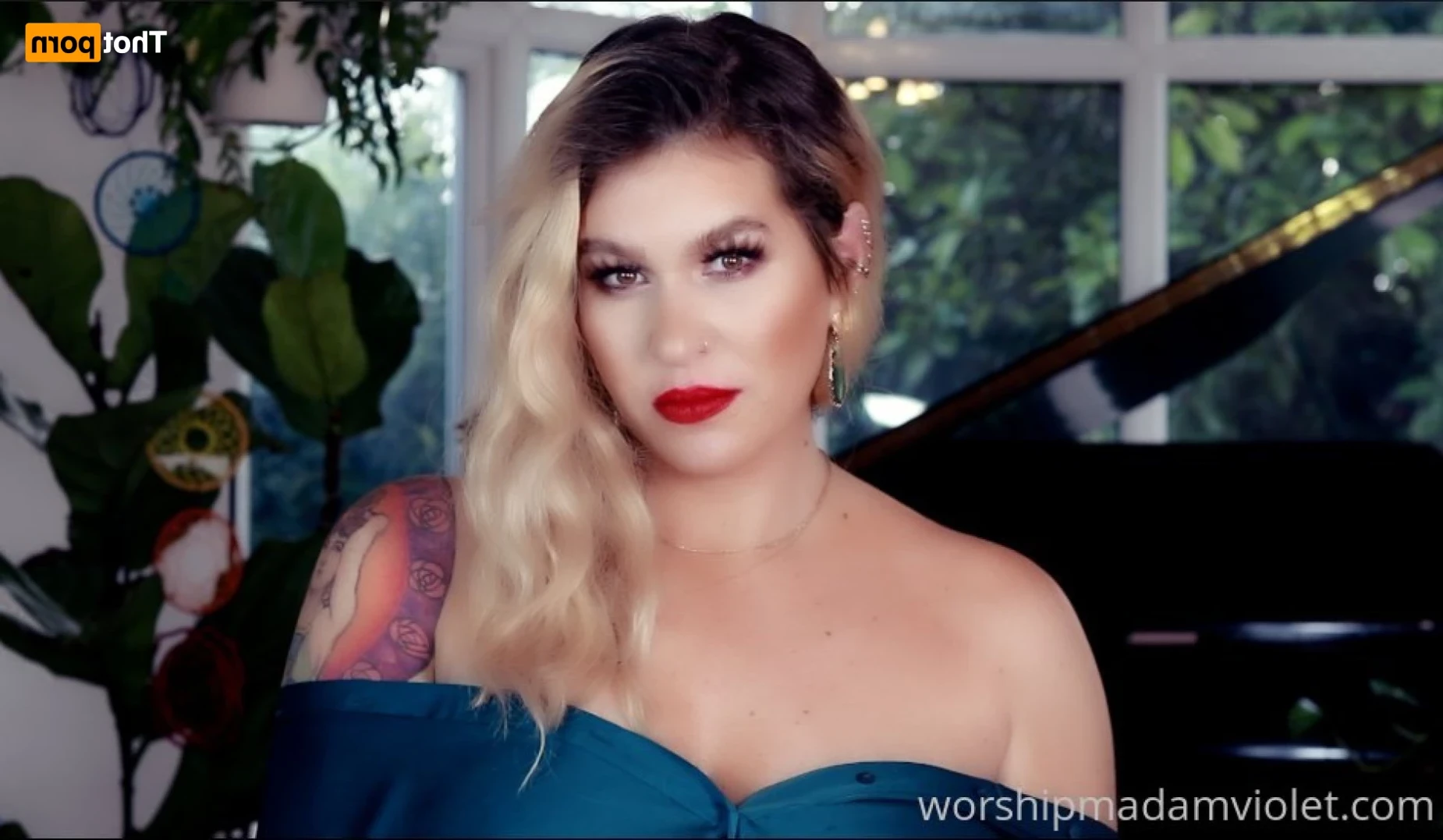 Madam Violet [ surrendersubmit ] Onlyfans leaked photo 14267794 on Hotleaks.tv