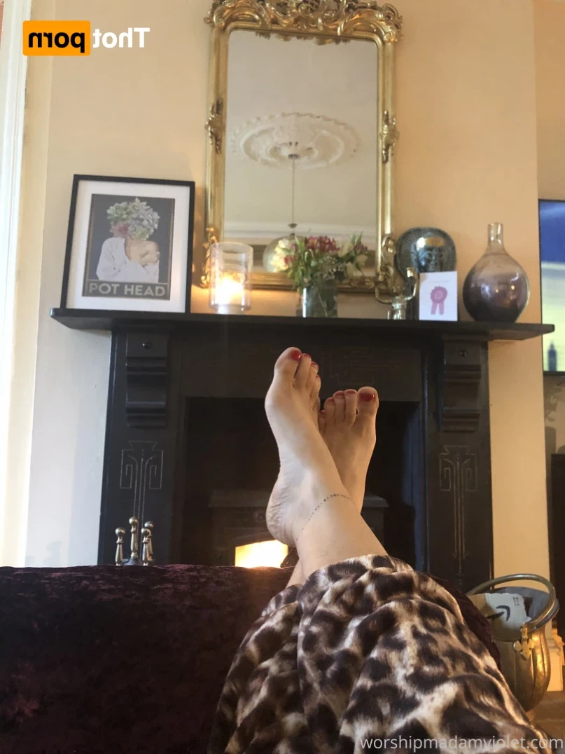 Madam Violet [ surrendersubmit ] Onlyfans leaked photo 14311691 on Hotleaks.tv