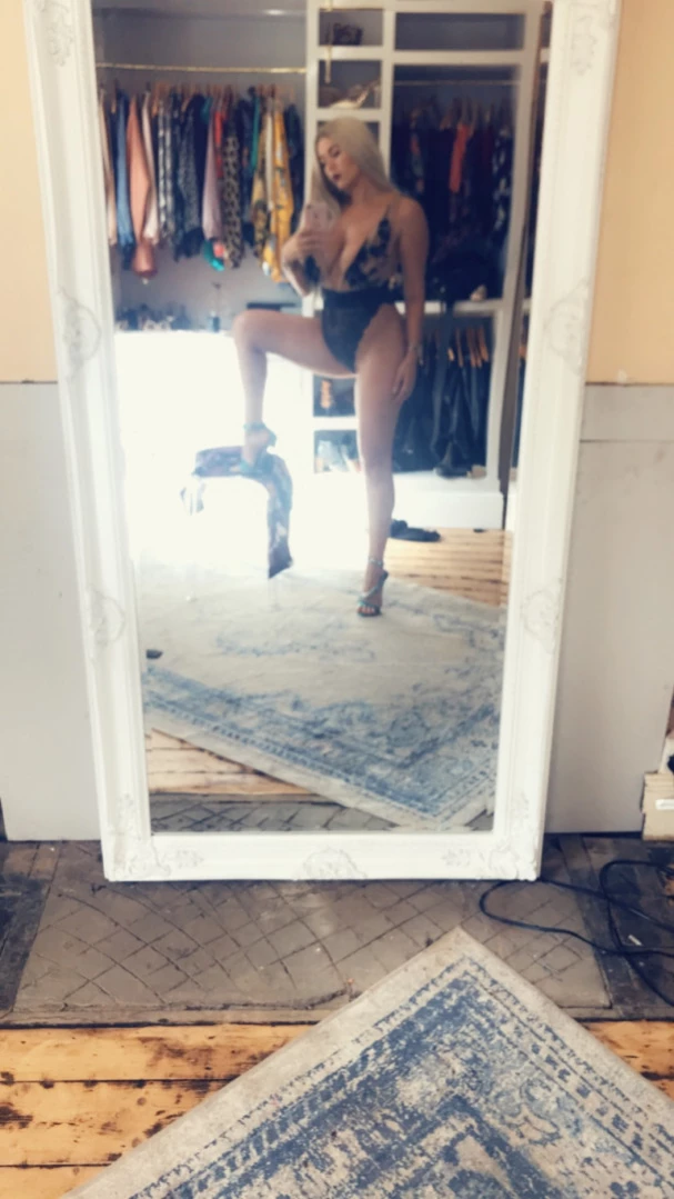 Madam Violet [ surrendersubmit ] Onlyfans leaked photo 14407081 on Hotleaks.tv