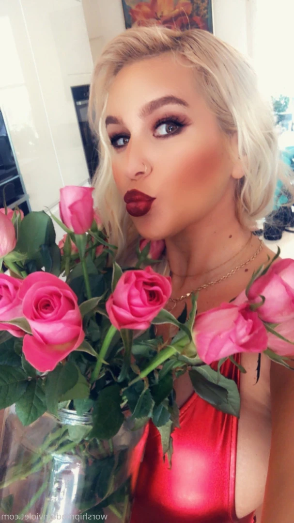 Madam Violet [ surrendersubmit ] Onlyfans leaked photo 14408271 on Hotleaks.tv