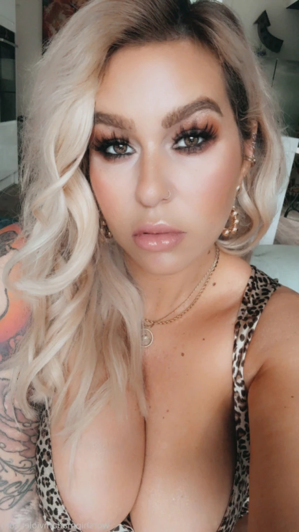 Madam Violet [ surrendersubmit ] Onlyfans leaked photo 14436225 on Hotleaks.tv