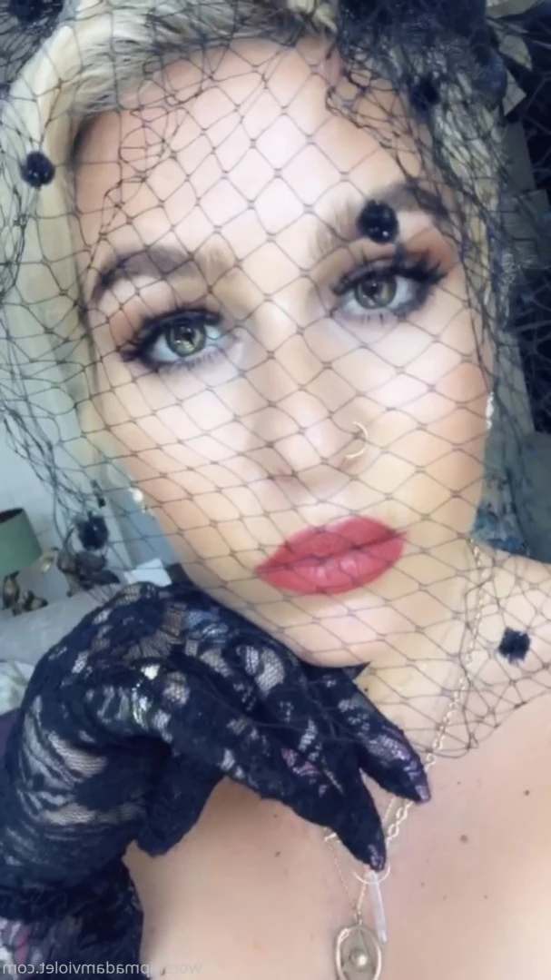 Madam Violet [ surrendersubmit ] Onlyfans leaked photo 14440290 on Hotleaks.tv