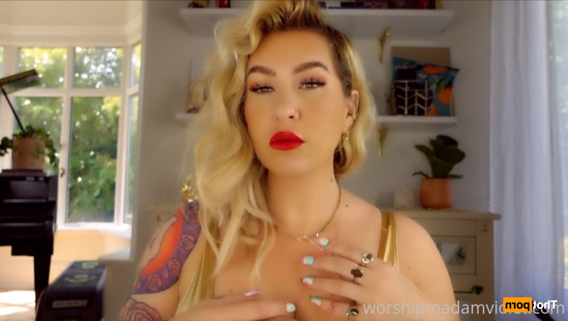 Madam Violet [ surrendersubmit ] Onlyfans leaked photo 14441877 on Hotleaks.tv