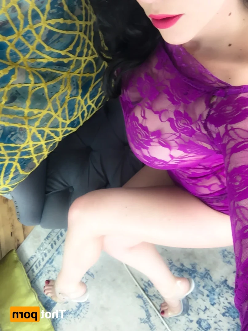 Madam Violet [ surrendersubmit ] Onlyfans leaked photo 14456734 on Hotleaks.tv
