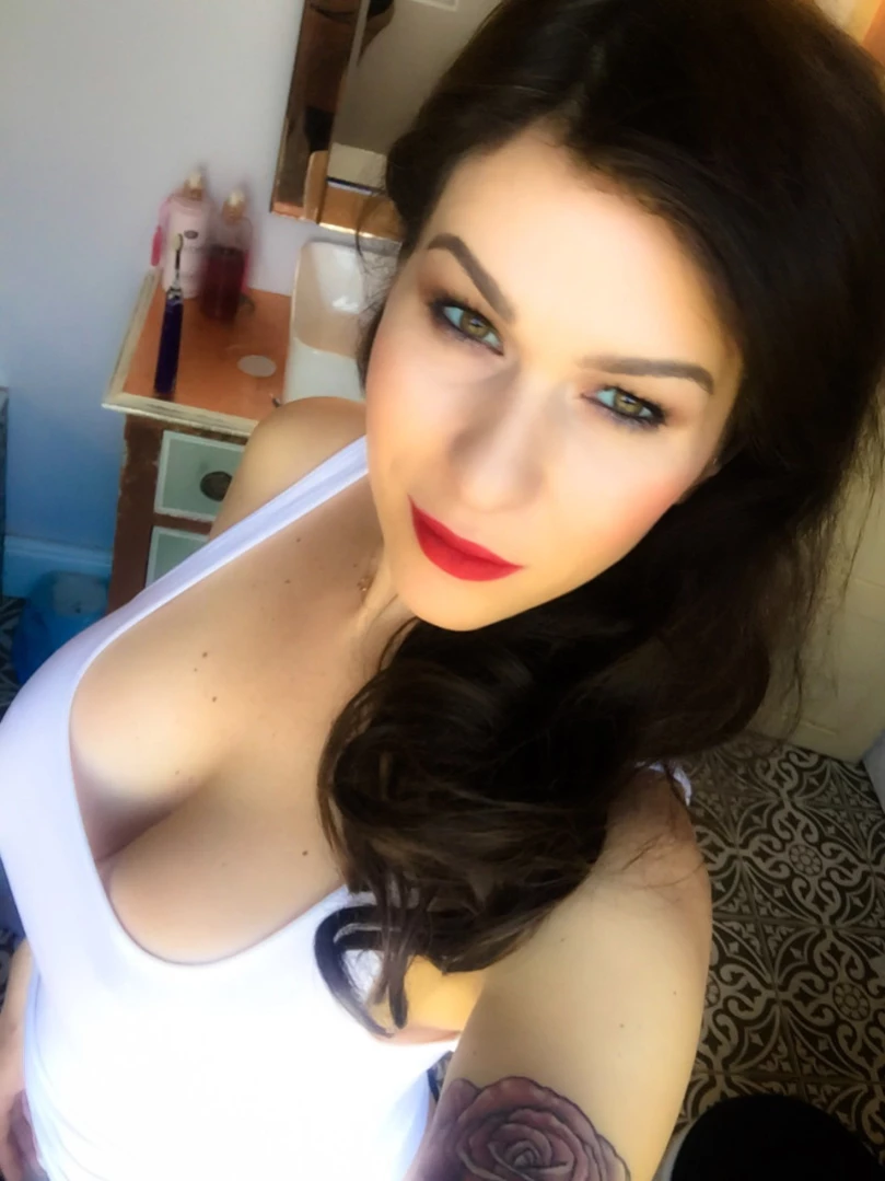 Madam Violet [ surrendersubmit ] Onlyfans leaked photo 14546566 on Hotleaks.tv