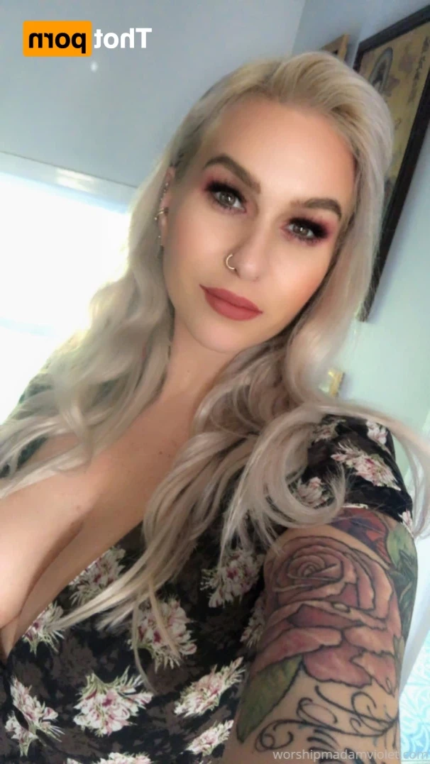 Madam Violet [ surrendersubmit ] Onlyfans leaked photo 14754468 on Hotleaks.tv
