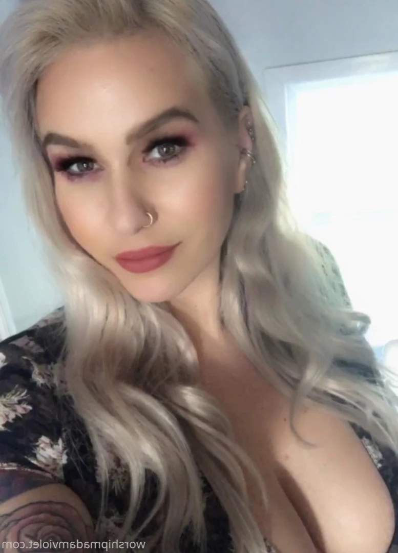 Madam Violet [ surrendersubmit ] Onlyfans leaked photo 14798452 on Hotleaks.tv