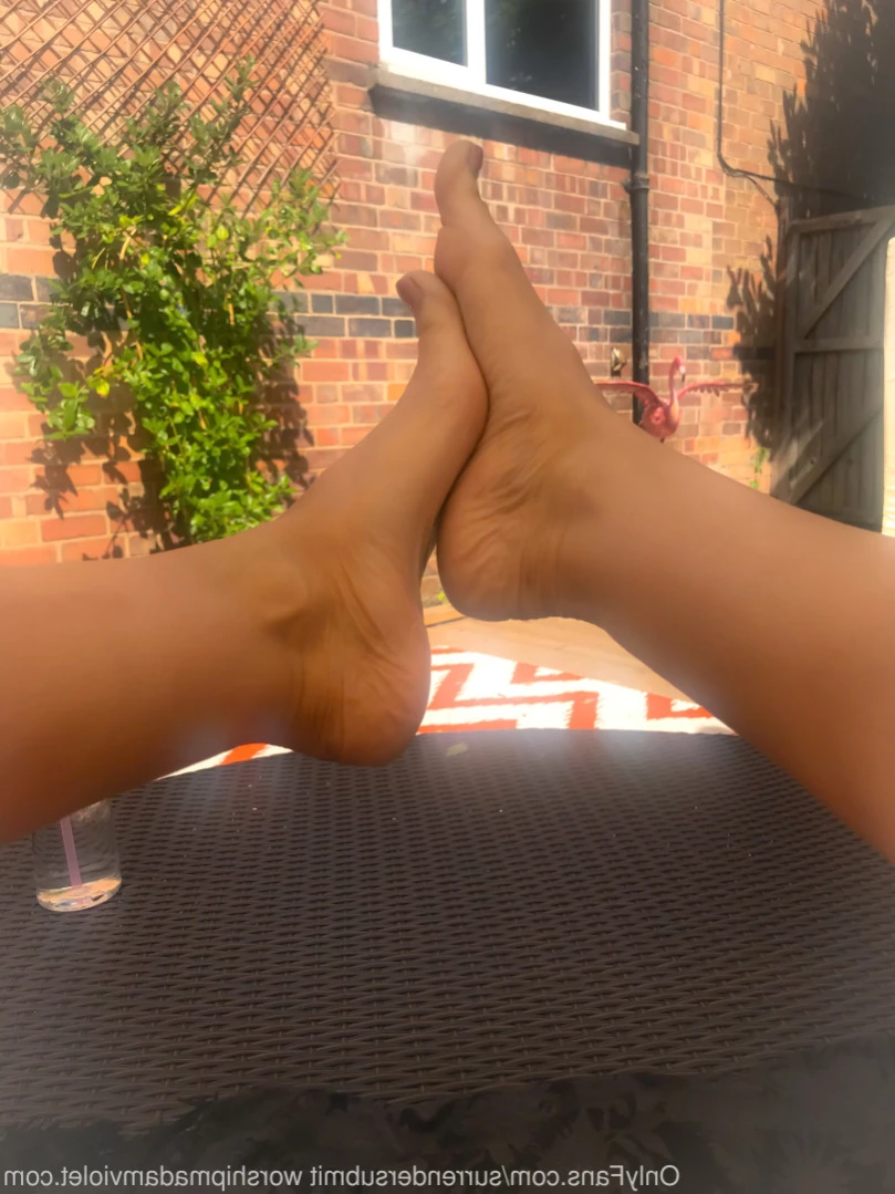 Madam Violet [ surrendersubmit ] Onlyfans leaked photo 14843212 on Hotleaks.tv